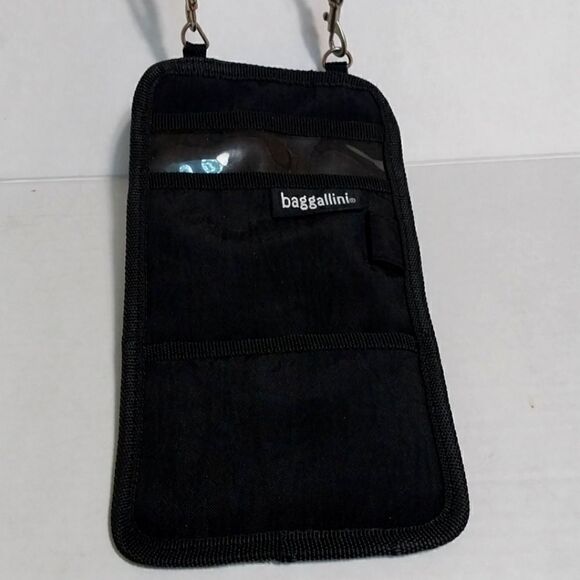 Baggallini Nylon Travel Wallet / Organizer.  Note the practical zip pocket. - Picture 1 of 8
